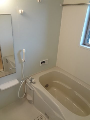 シトラスＡの浴室