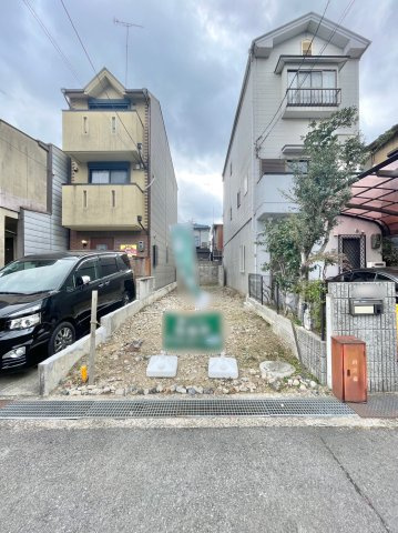 向日市寺戸町七ノ坪　建築条件なし土地の前面道路含む現地写真