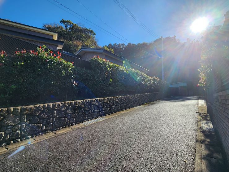 小町　小町通りまで約10分売地の周辺