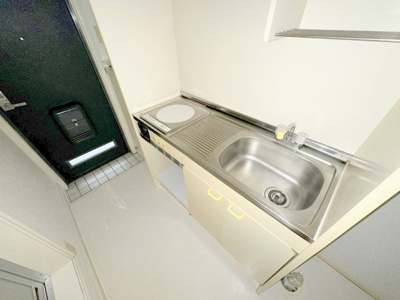 【キッチン】 | グリーンハウス翠 | コンパクトなキッチンで掃除もラクラク