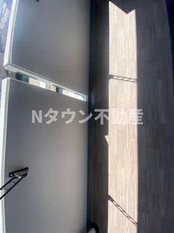 【バルコニー】 | 古出来エンブルコート(旧GRANDUKE古出来) | バルコニーからの眺めを楽しみながら食事をしませんか