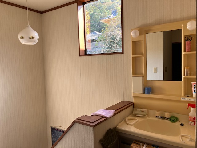 【独立洗面台】 | 沼津市内浦三津 中古住宅 EH04918 | 沼津市内浦　2F洗面台