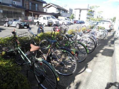 サントシャペルの駐車場|駐輪場