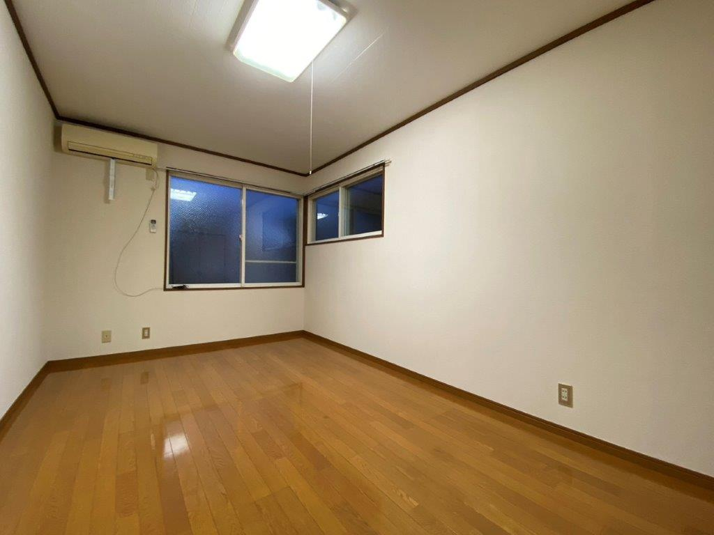 アーバンエステートの内装