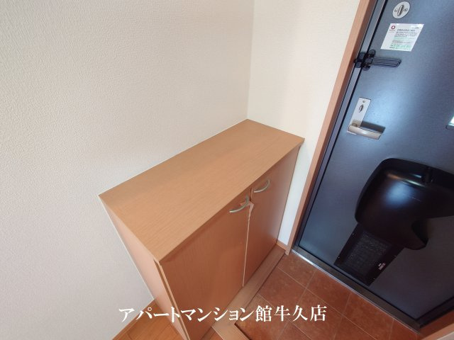 アークグレイスⅡの玄関|シューズボックス