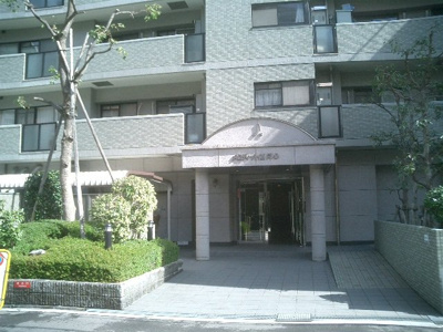 【エントランス】 | メロディーハイム同心パークウェスト | 堀川小学校区です！お子様や女性にも安心のオートロック付マンション