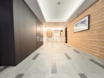 【ロビー】 | Y&Rino Residence