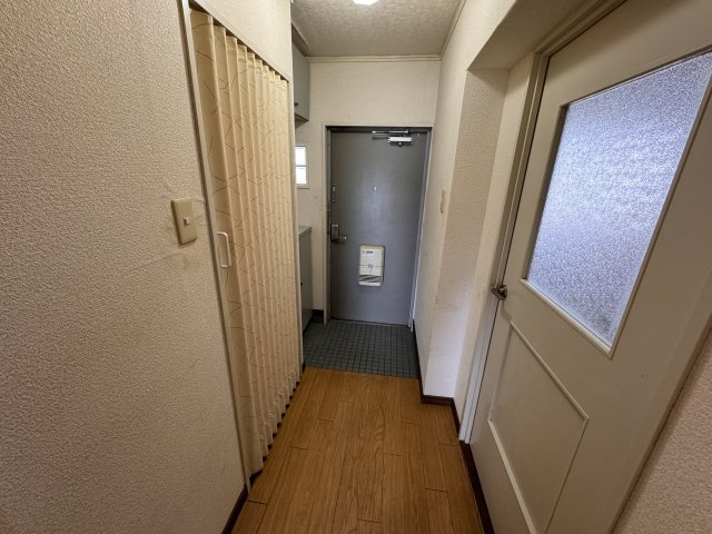 アークヒルズ志井の玄関