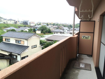 【庭】 | ホープパレス | 同タイプのお部屋の写真。現況を優先します。