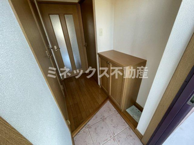 【玄関】 | ホープパレス | 同タイプのお部屋の写真。現況を優先します。