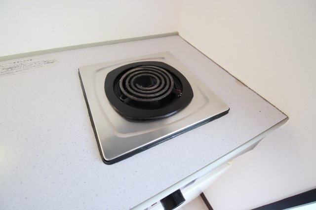 【設備】 | アメージングエステート | 電気コンロ