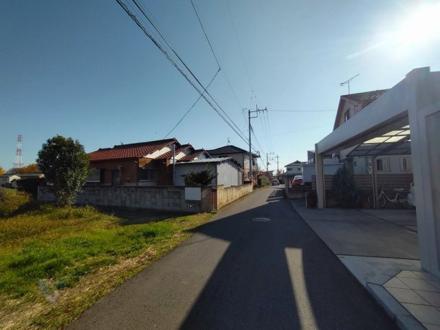 高崎市中尾町売土地 A区画の前面道路含む現地写真