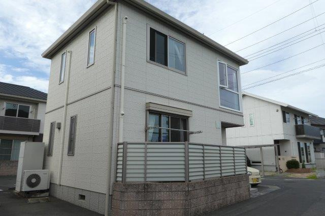 倉敷市笹沖のアパートの外観