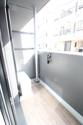 【バルコニー】 | LIVIAZ KITAOSAKA BREZZA