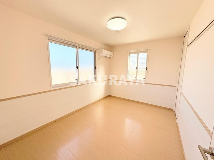 リヴィエールの洋室