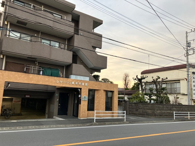 【その他共用部分】 | レサージュ橋本壱番館 | 共用部分は、一棟の建物に住む区分所有者全員が共同で所有するとし、共用部分の管理、補修などは、区分所有者で形成される管理組合が行います。個人の判断で勝手に変更することはできませんので覚えておきましょう。