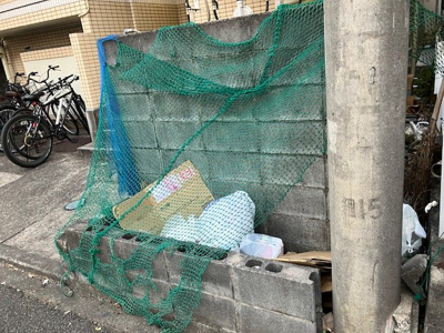 【設備】 | レサージュ橋本壱番館 | 共有部分は、住民なら誰もが使える設備のこと。例えば駐車場やエレベーター、インターネット設備、セキュリティ設備などがあります。他にも、マンションの廊下・外部階段やエントランス・ゴミ置き場などがあります。