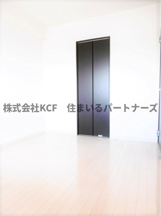 ブランシュールの洋室|落ち着いた色調の洋室です