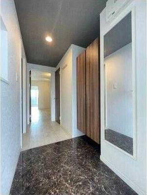 【玄関】 | シャンテ・フルール | きれいな玄関です