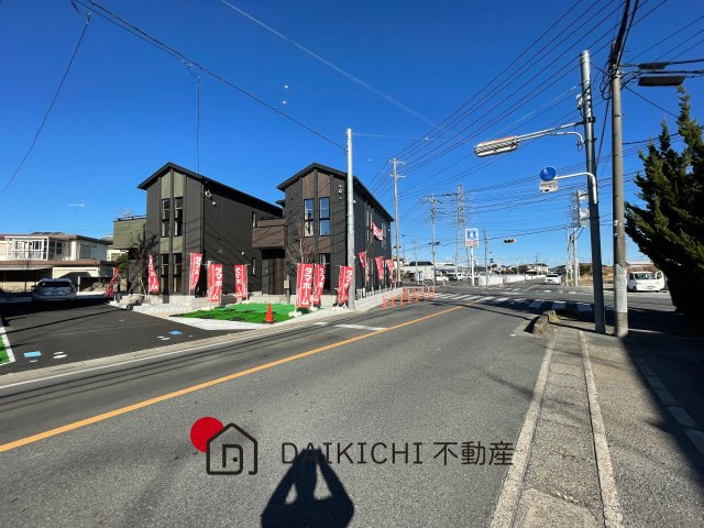【前面道路含む現地写真】 | 行田市深水Ⅱ　タマタウン　　新築戸建　全4棟　1号棟