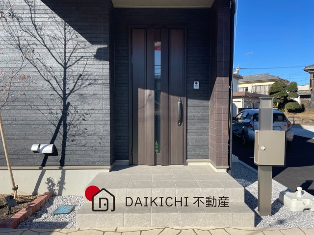 【玄関】 | 行田市深水Ⅱ　タマタウン　　新築戸建　全4棟　1号棟