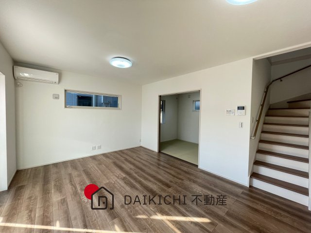 【居間・リビング】 | 行田市深水Ⅱ　タマタウン　　新築戸建　全4棟　1号棟