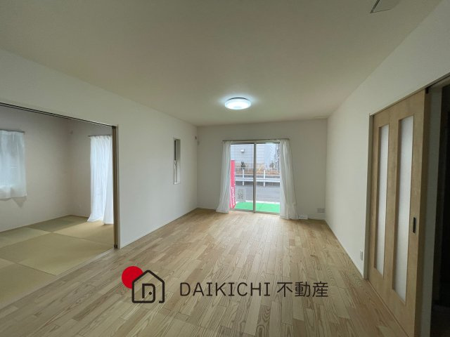 【居間・リビング】 | 行田市藤原　タマタウン　新築戸建　全9棟　9号棟