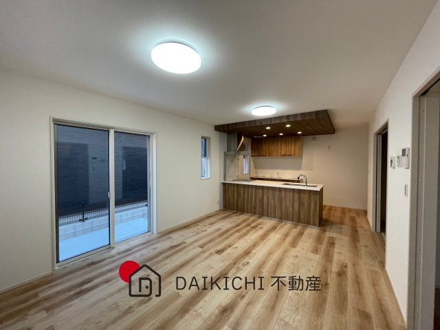 【居間・リビング】 | 行田市深水Ⅱ　タマタウン　　新築戸建　全4棟　2号棟