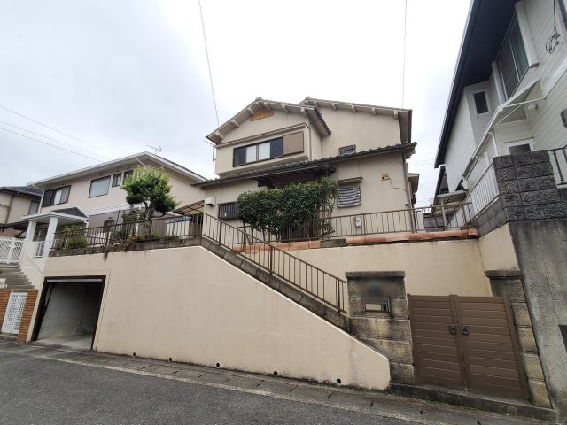 【外観】 | 亀岡　南つつじヶ丘大葉台一丁目　一戸建
