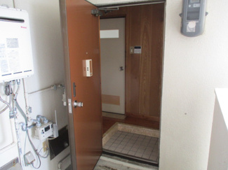 【玄関】 | メゾン坂下