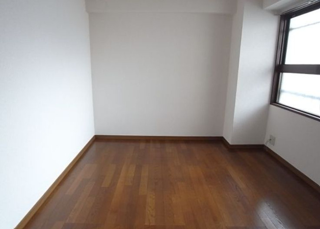 【寝室】 | 落ち着いて過ごせるお部屋なので、寝室にいかがでしょうか