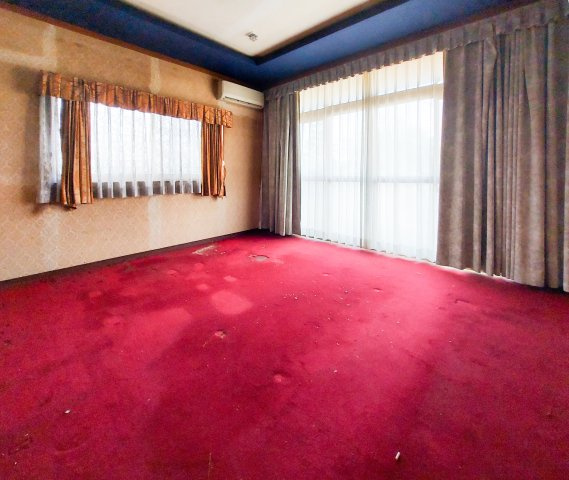 綾川町羽床上売戸建の洋室