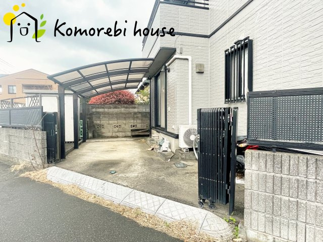 桶川市北2丁目　中古一戸建ての駐車場|現地（2024年4月8日撮影）