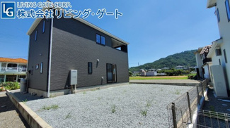 【外観】 | 市川三郷町上野 新築戸建2号棟。建物面積99.22ｍ2　敷地面積215.52ｍ2