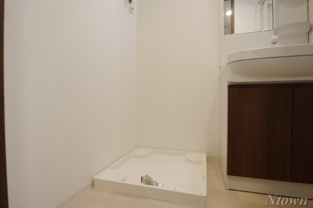 【洗面所】 | S-RESIDENCE鶴舞駅前 | 忙しい朝には欠かせない洗面所です