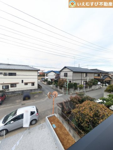 Livele Garden.S　深谷市緑ケ丘第4の展望|高い建物が無く開放感のある展望
バルコニーからの展望も開けていて閑静な住宅地が望めます。日当りも良いですね♪