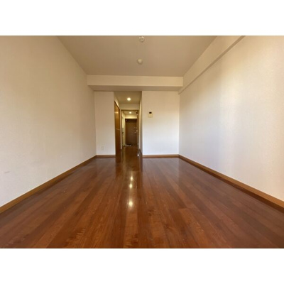 【居間・リビング】 | シンフォニア美野島 | 別号室の写真になります。現況優先。