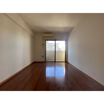 【内装】 | シンフォニア美野島 | 別号室の写真になります。現況優先。