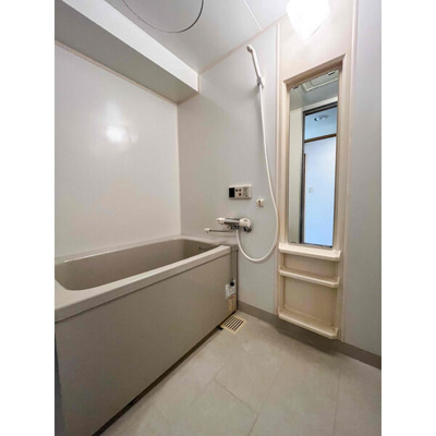 【浴室】 | エレガンス井尻 | 別号室の写真になります。現況優先。