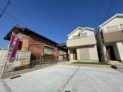 【外観】 | 中川区下之一色町８期全３棟<仲介手数料無料　正色小学校・一色中学校〉 | 〈内覧予約キャンペーン実施中！〉マックスバリュde住まい相談までご連絡下さい。