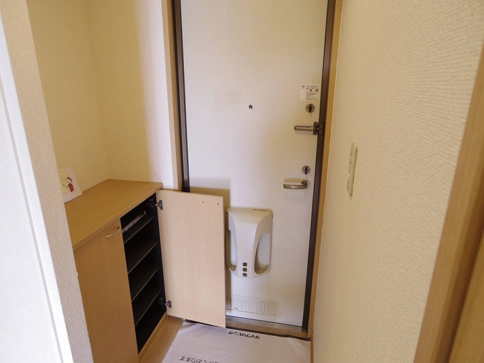 ディアコートヒルズの玄関|シューズボックス