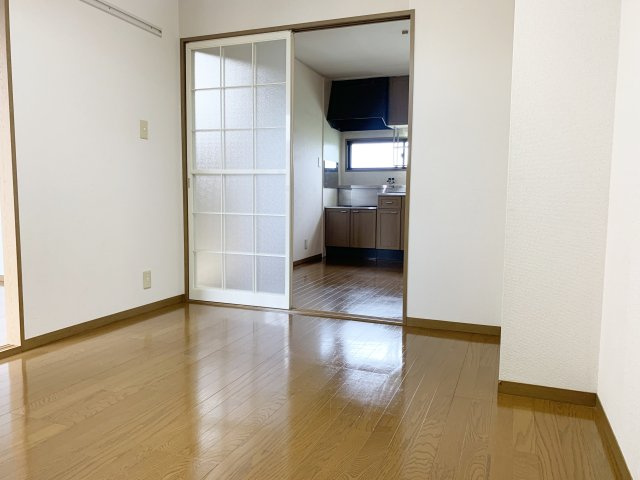 【洋室】 | ファミール川辺