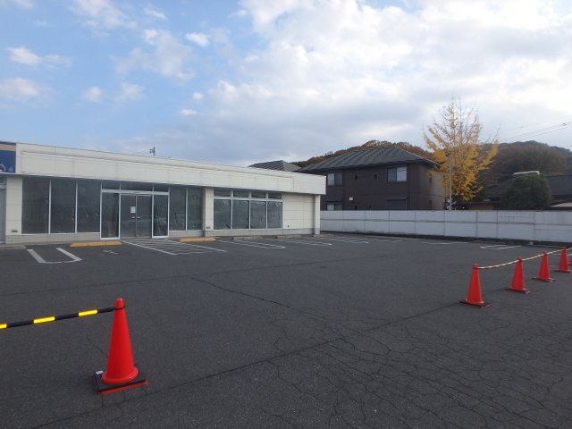 東町テナント　コンビニ跡の外観