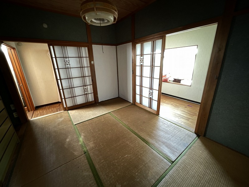 各務原市尾崎北町７丁目の和室