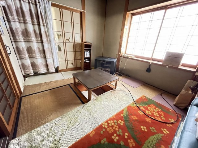 各務原市尾崎北町７丁目の和室