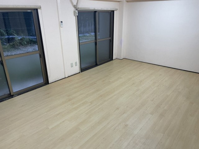 【洋室】 | 牛田翠苑 | 12帖洋室