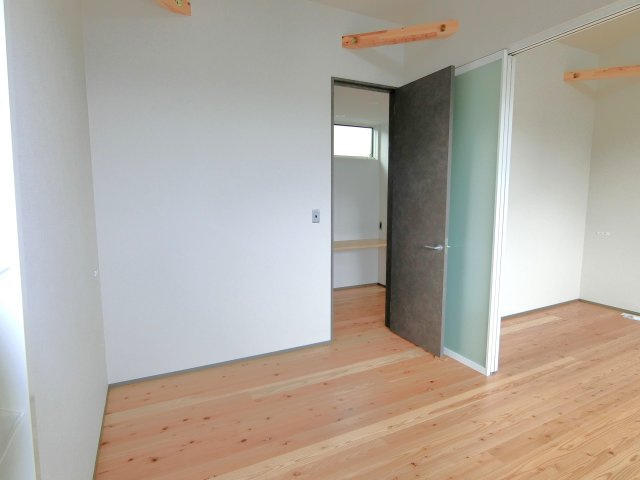 DOTOWN HOUSE By The Seaの洋室