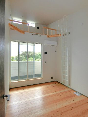 DOTOWN HOUSE By The Seaの洋室