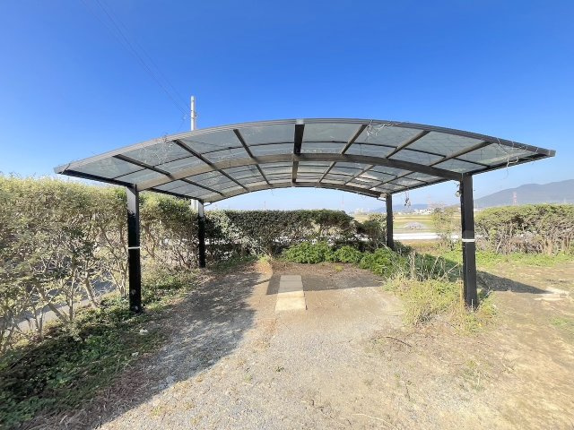 朝倉郡筑前町東小田戸建の駐車場