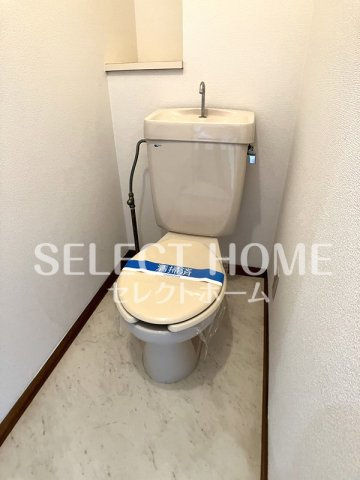 【トイレ】 | リバーサイド八番館 | 落ち着いた色調のトイレです